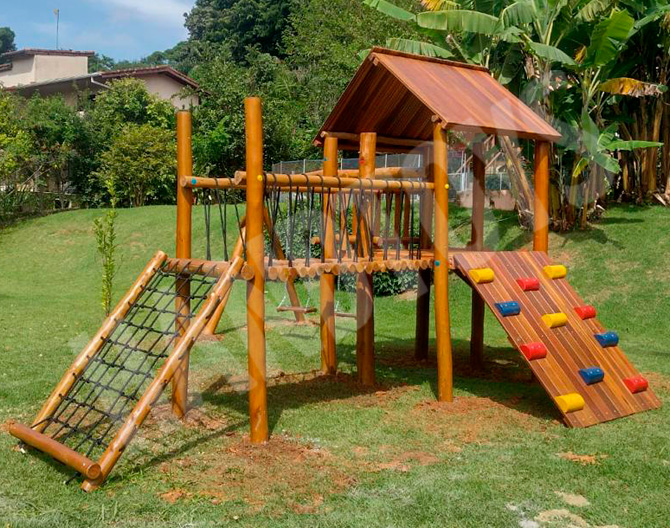 200825-Casatarzanramparedecordas2